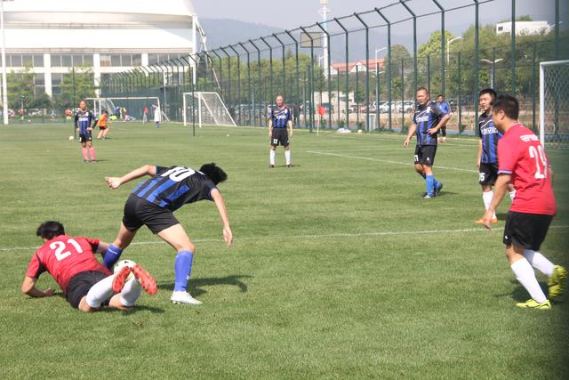 王哲林谈世界杯:上场就全力以赴 这是我的工作